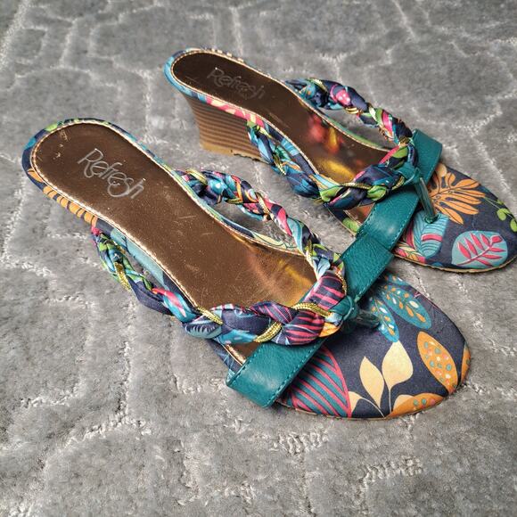 REFRESH TEAL FLORAL KITTEN HEEL THONG SANDALS WOMENS SIZE 6.5 - Picture 2 of 10